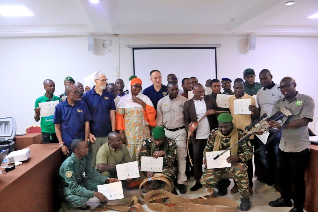 Atelier de renforcement des capacités sur le mode opératoire et le dispositif opérationnel standardisé de pose de colliers sur les éléphants